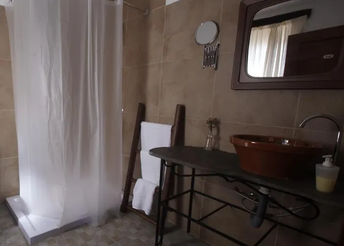 El Abuelo Alonso Alojamento de Turismo Selvagem La Codosera